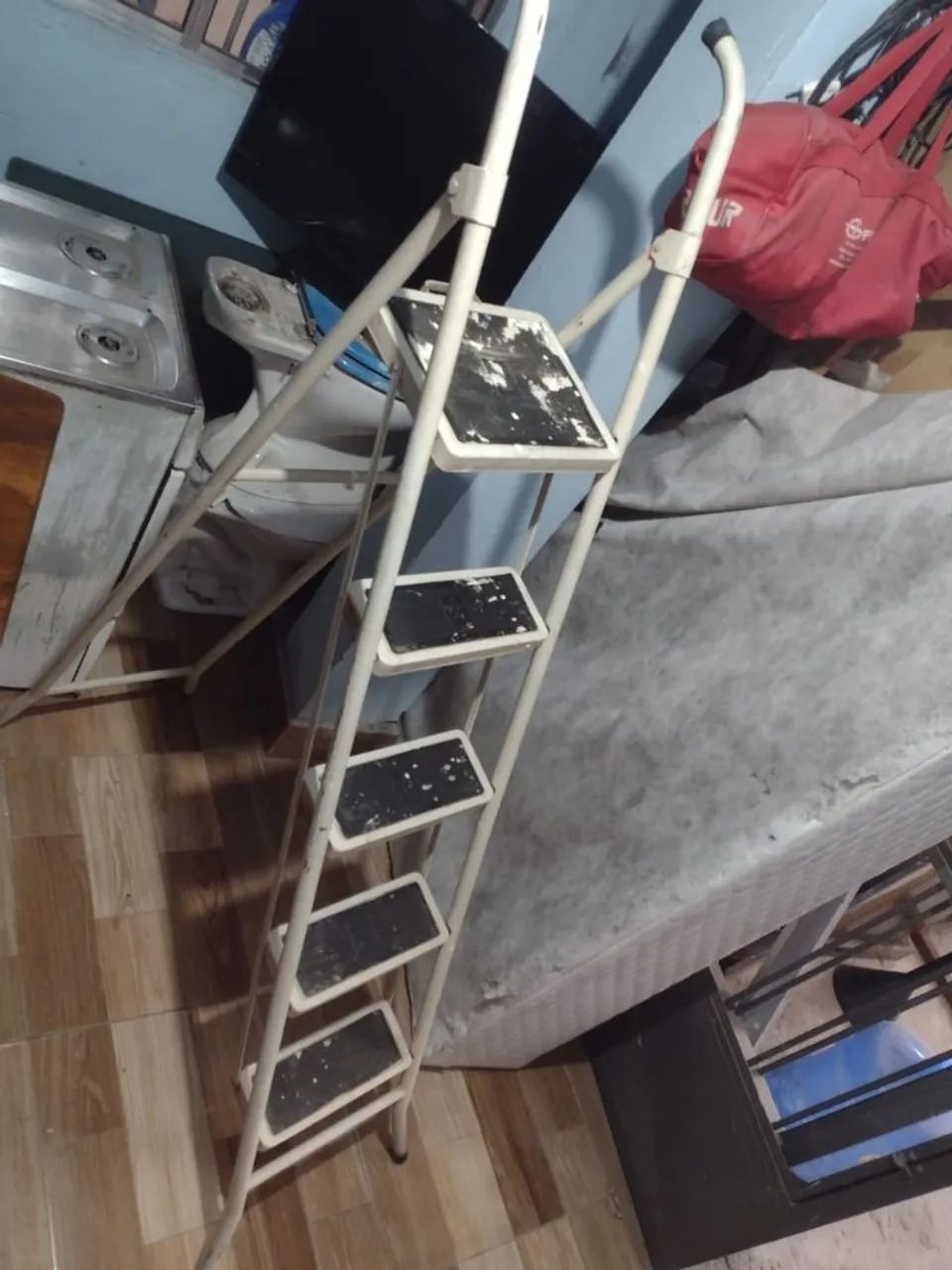 Escada  - Foto 3