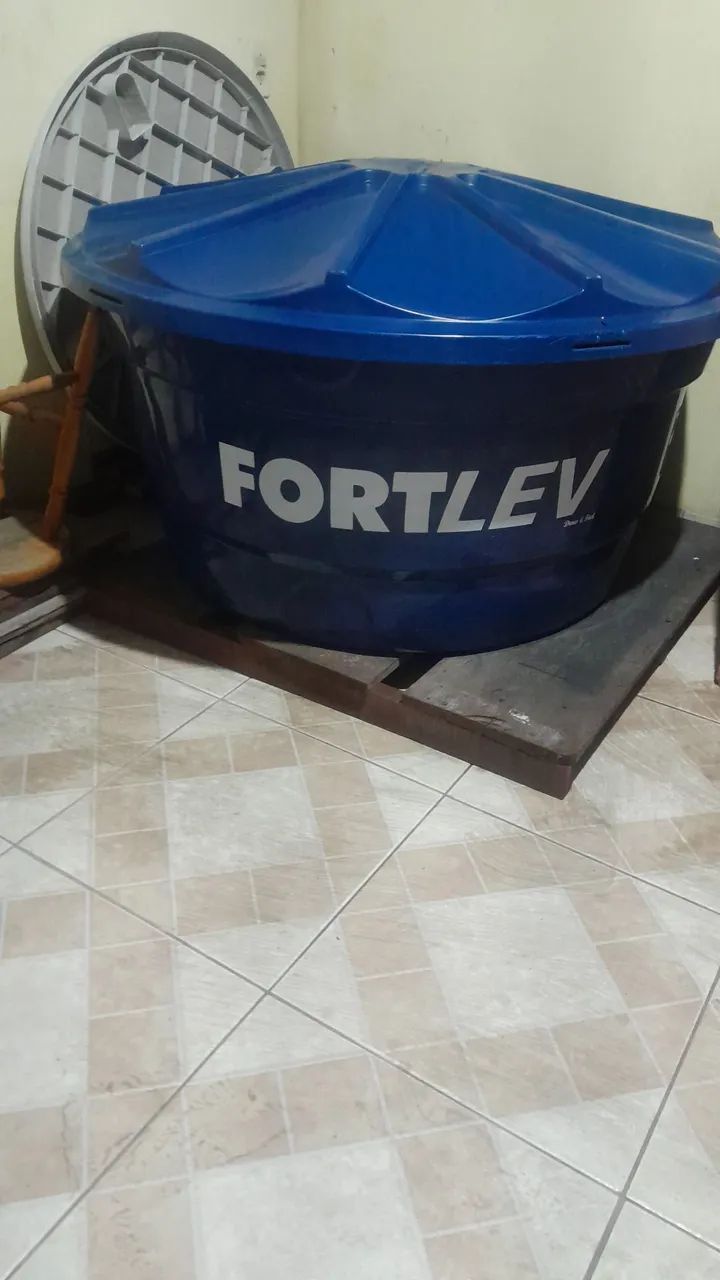 caixa d'água 500L somente retirando 