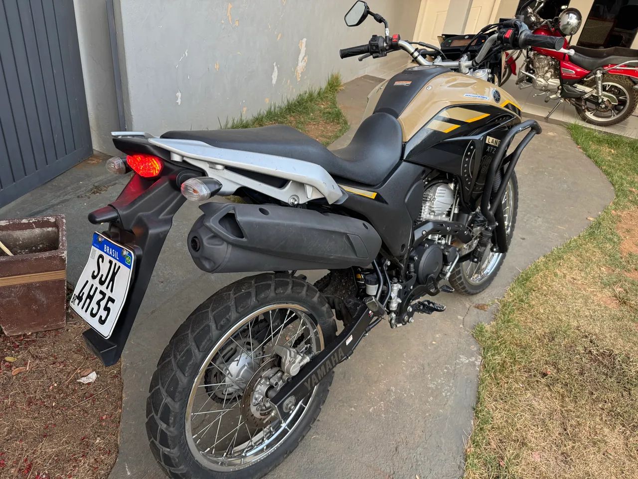 XTZ LANDER 250 Bege e Preto.  - Foto 4