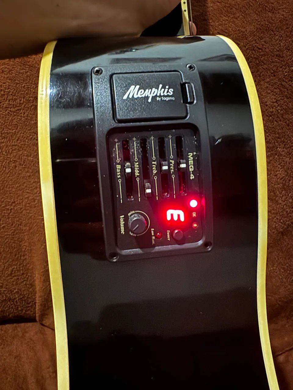 Violão Elétrico Profissional , vai com capa , completo  - Foto 3