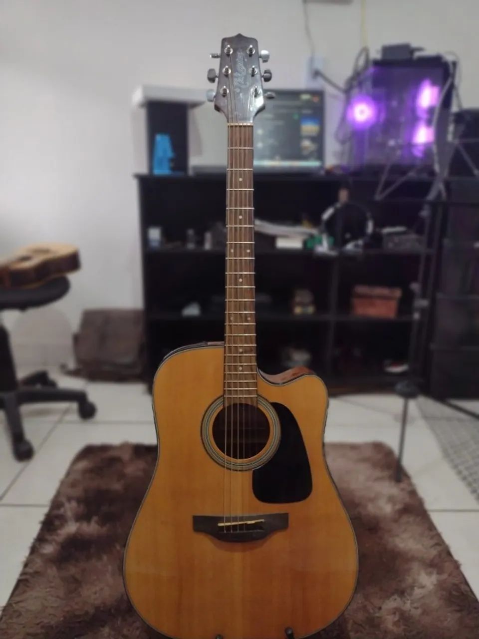 Violão Takamine