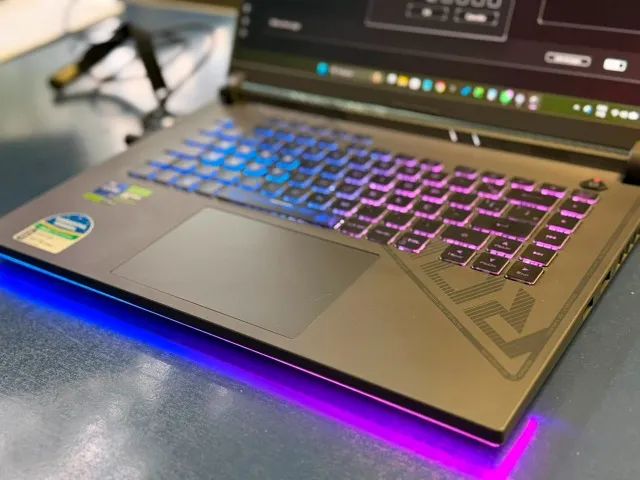 Notebook ASUS ROG Strix G16 2025 - Foto 3