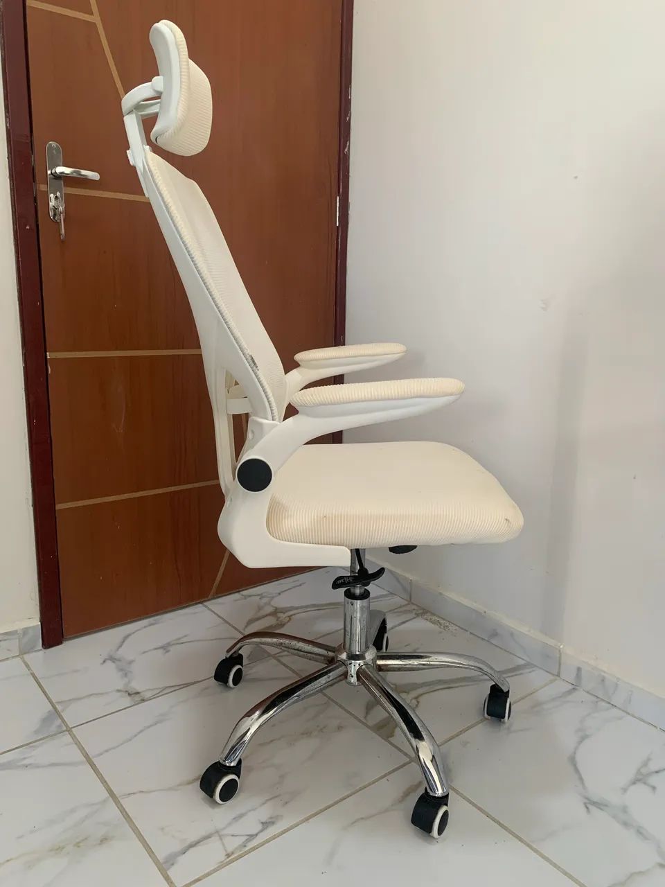 Cadeira Ergonômica - Escritório  - Foto 2