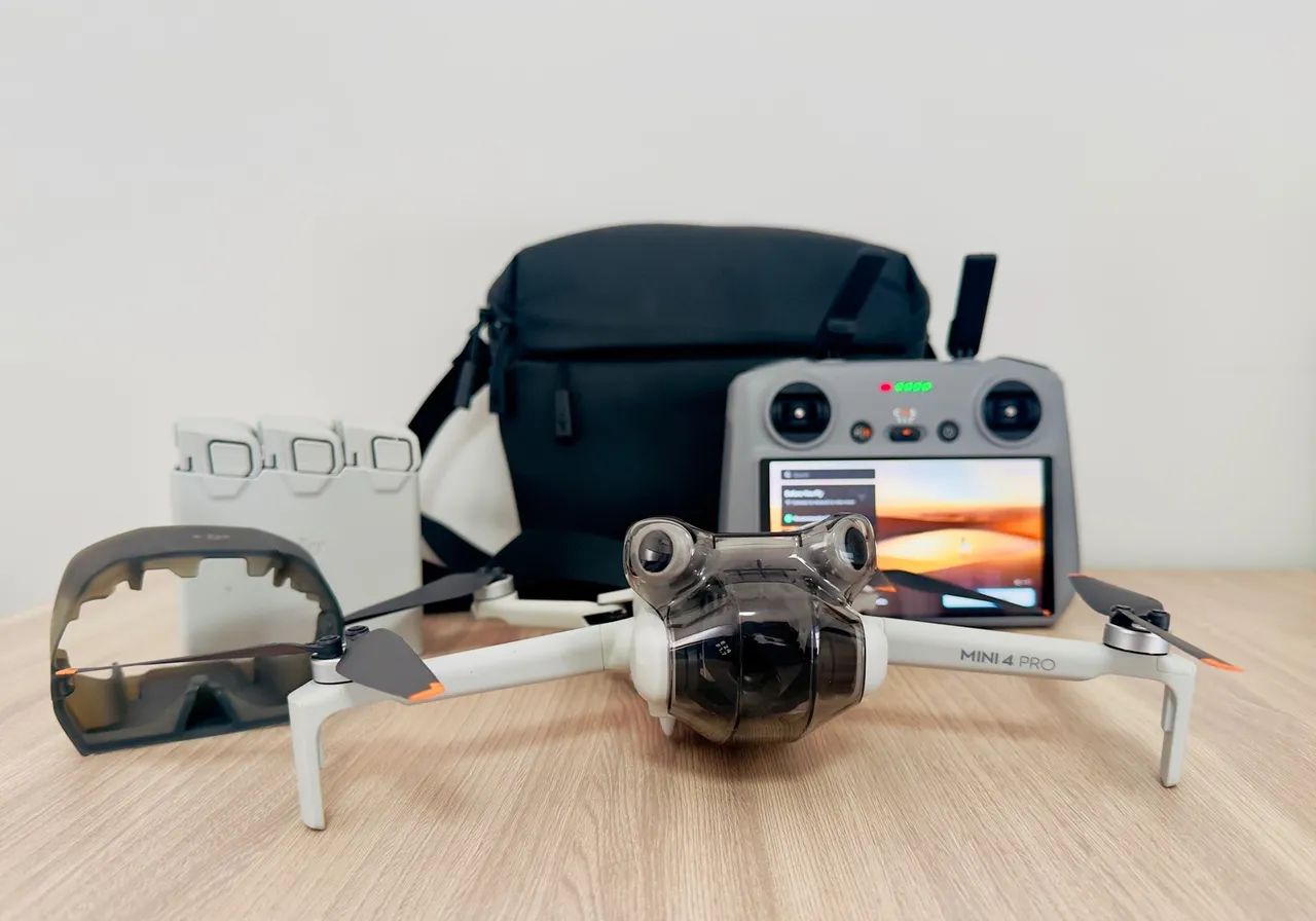 DRONE DJI MINI 4 PRO COMBO FLY MORE PLUS 