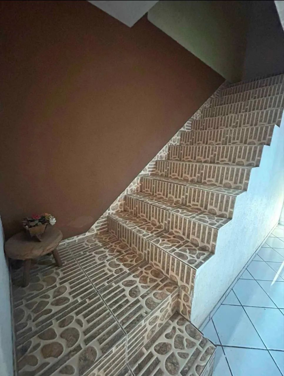 Vendo por 360 Mil  Está alugada já por 1 ano mas continua a venda  - Foto 5