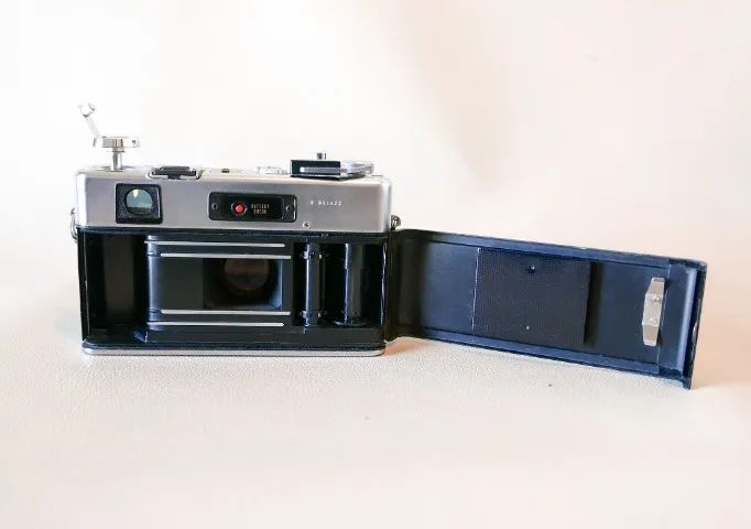 Camera Yashica GSN Electro 35 - Impecavel - Toda Funcional