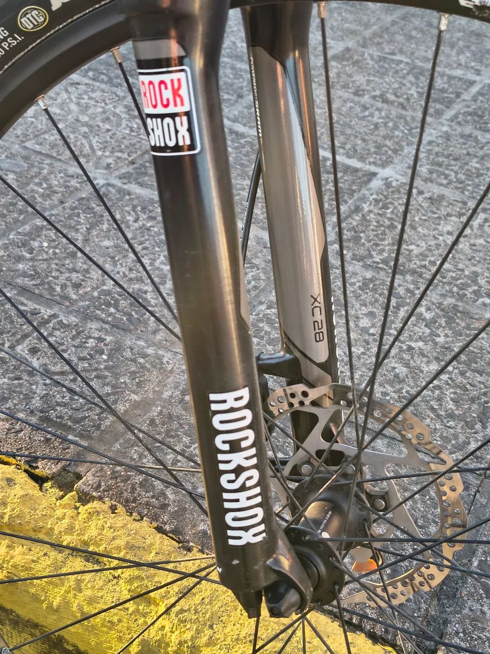 Bicicleta aro 29, Oggi 7.3, quadro 19 - Foto 5