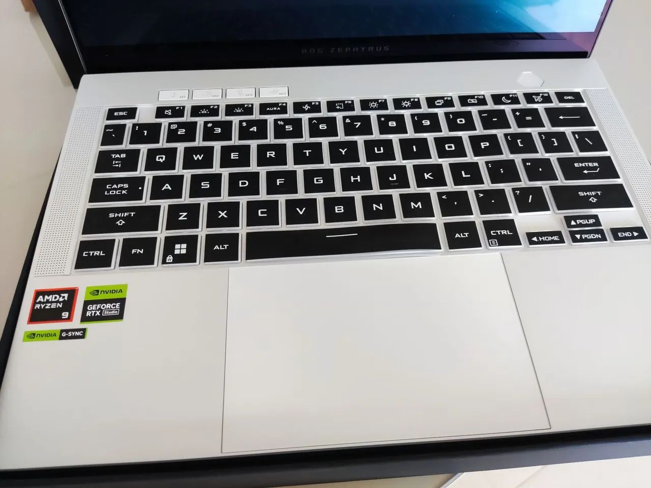 Notebook gamer RTX 5060 Ryzen 9 - Foto 5