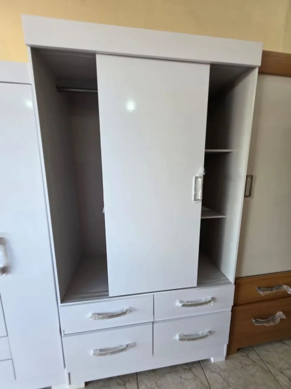 GUARDA ROUPAS DE SOLTEIROS NOVOS - Foto 4