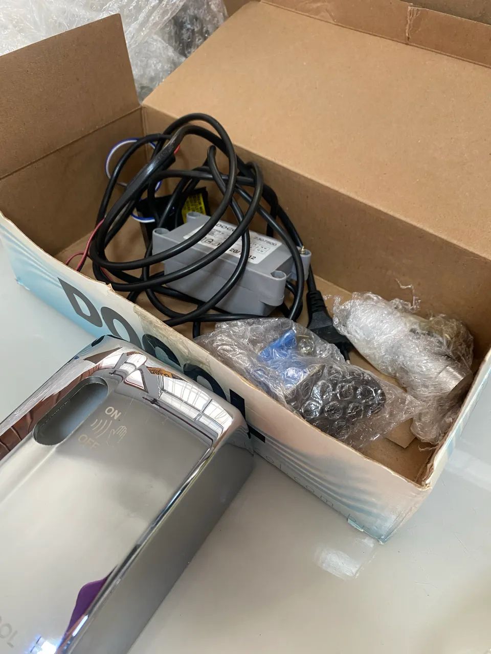 Torneira Lavatório Parede Zenit tronic On/Off Chrome Docol - Foto 4