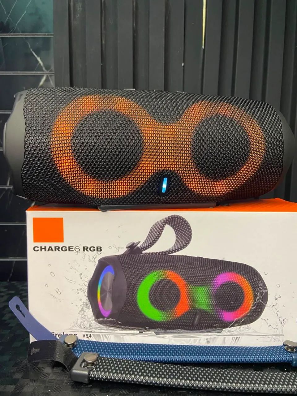 CAIXA DE SOM BLUETOOTH CHARGE 6 LED RGB