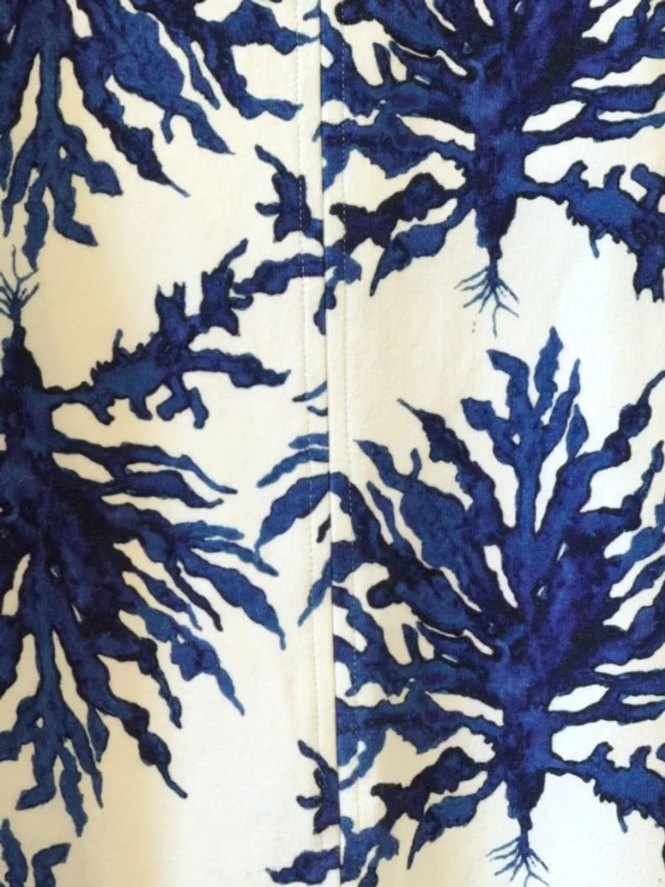 Vestido Animale estampado branco e azul G - Foto 3