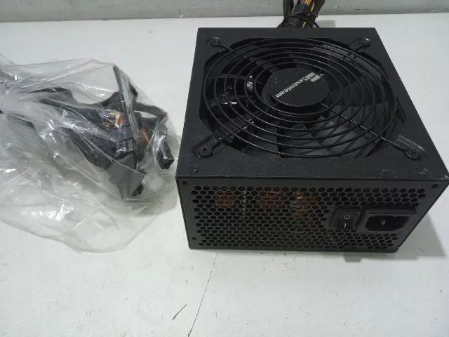 Fonte Real Seventeam 750W V-Force semi-modular  - Foto 2