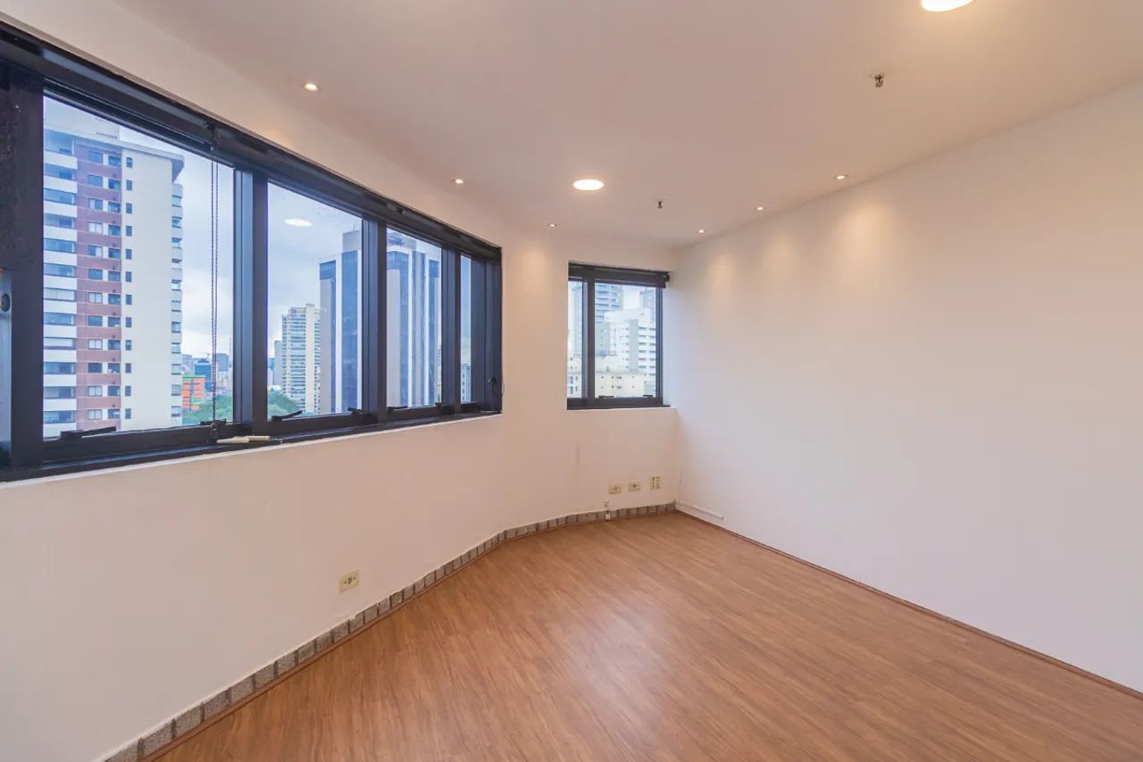 Conjunto comercial para venda em Liberdade, 44m²