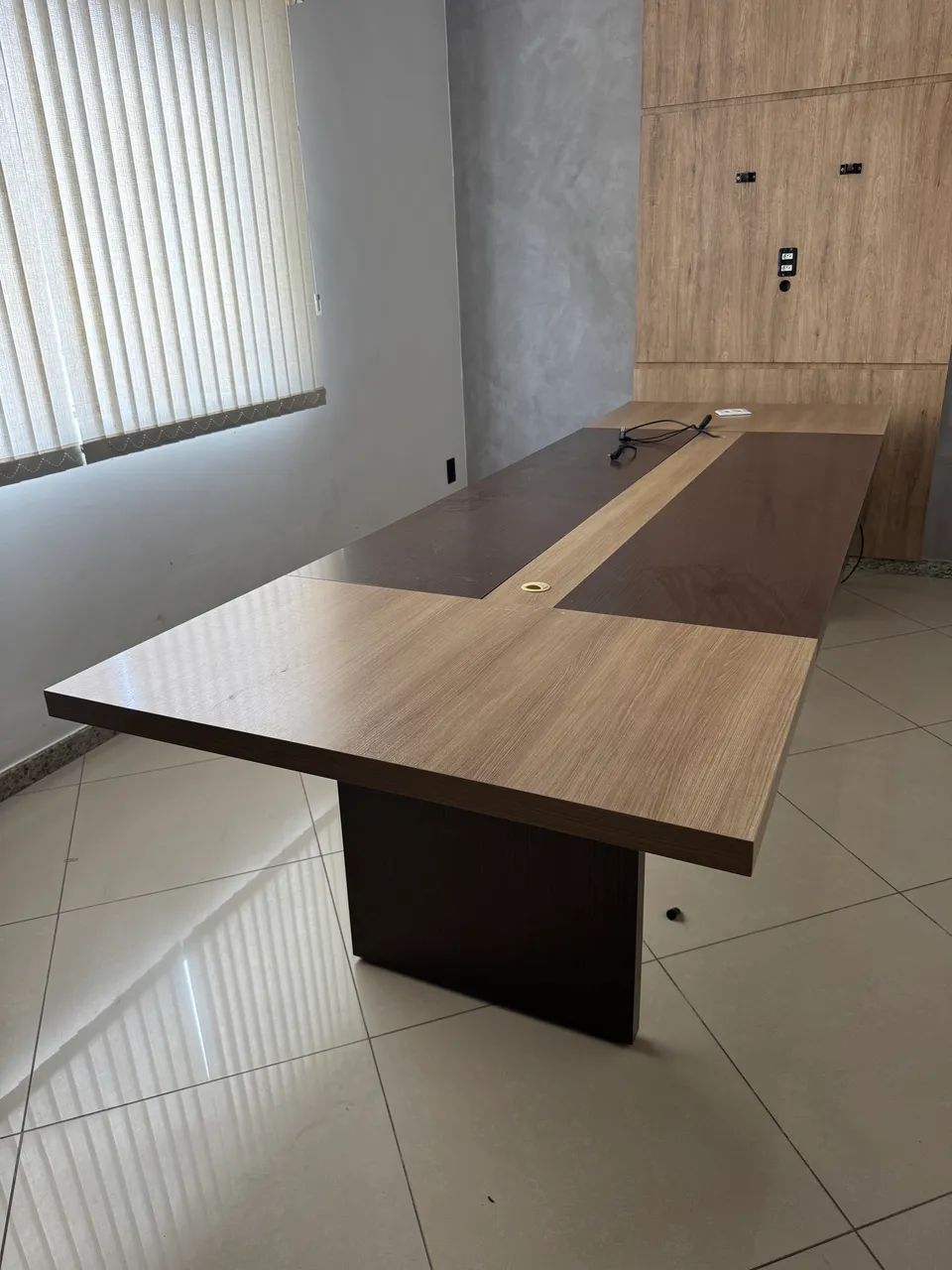Mesa de reunião mdf 25mm 4 metros - Foto 4