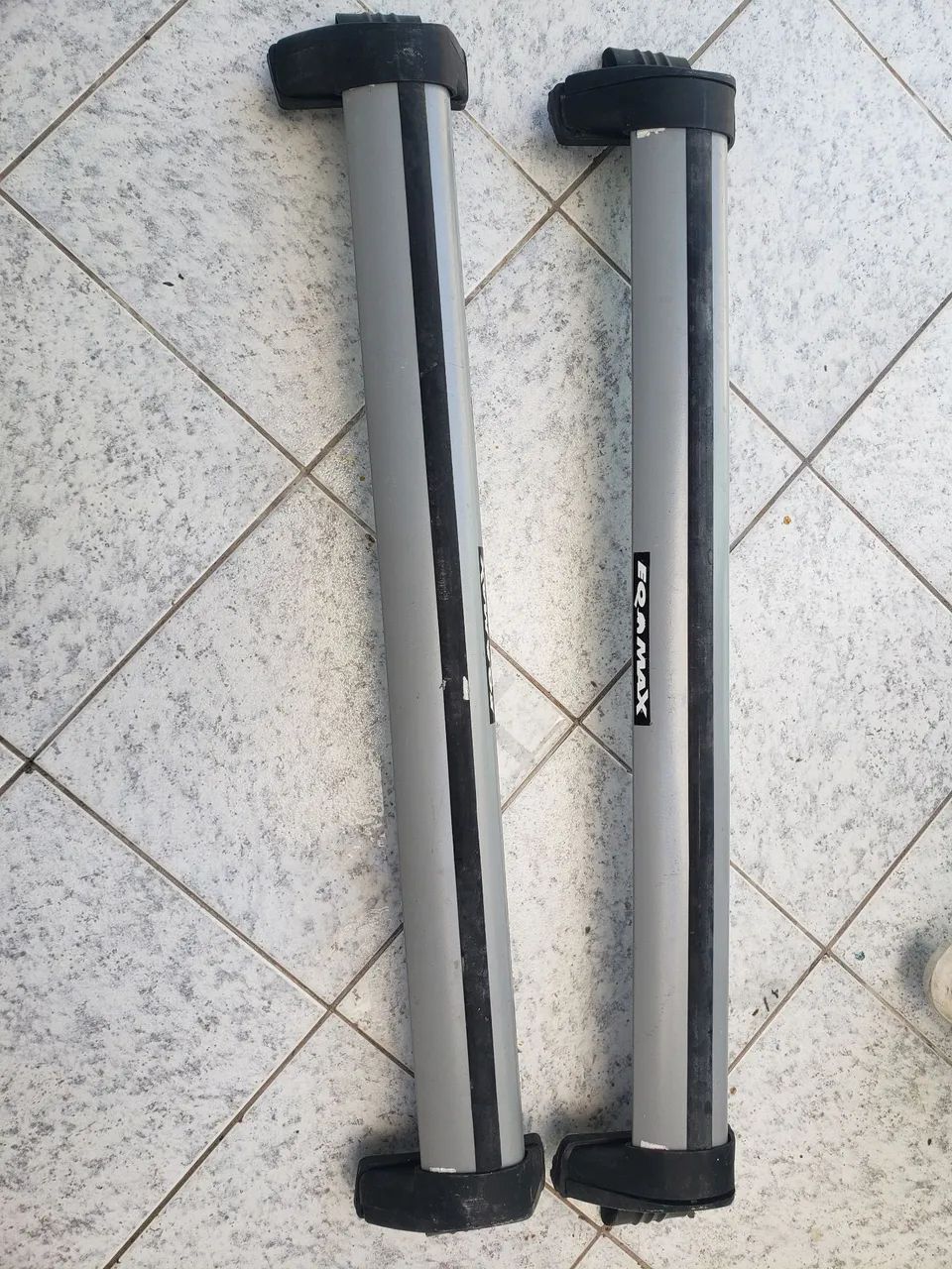 Vendo rack de teto equimax