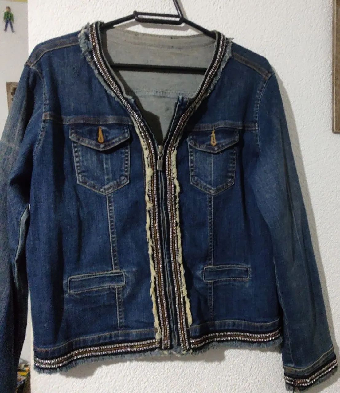 Jaqueta jeans customizada veste Tam M