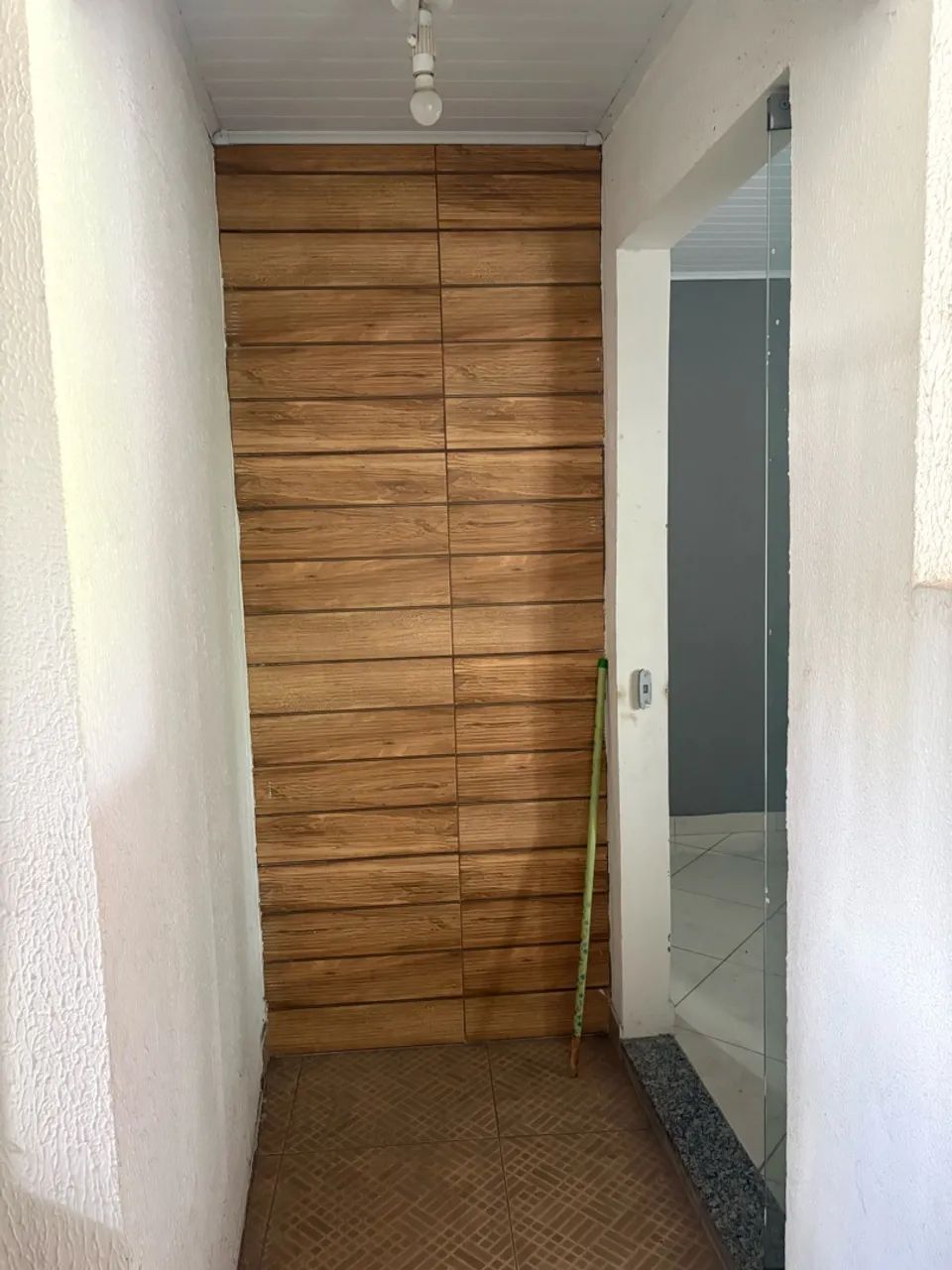 Aluga-se apartamento 