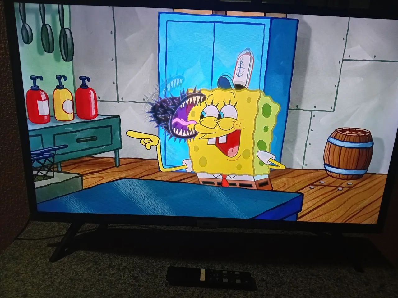 Tv smart tcl android 32 polegadas  - Foto 3