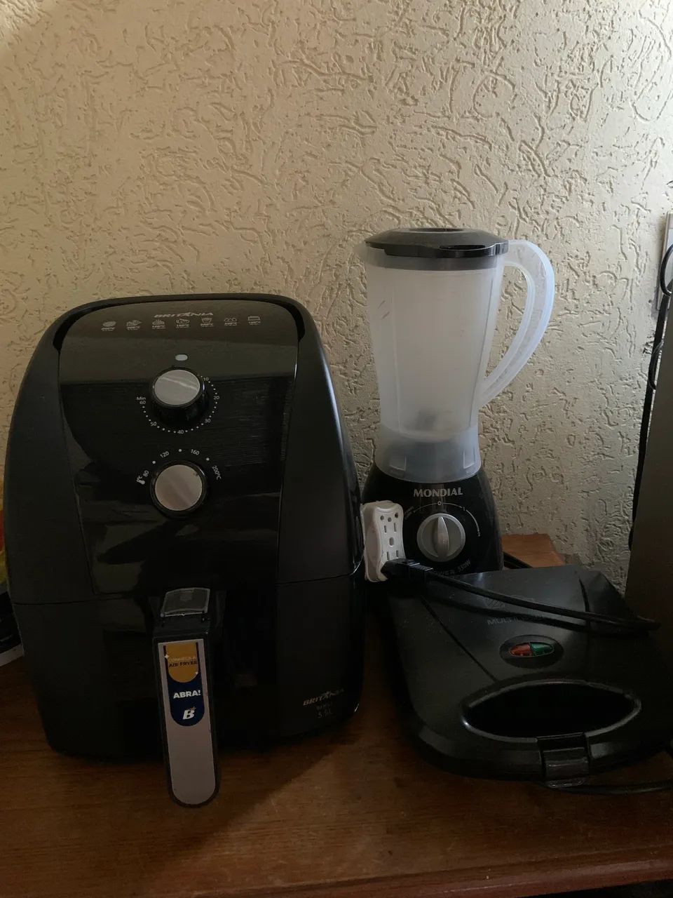 Airfryer, liquidificador, sanduicheira 