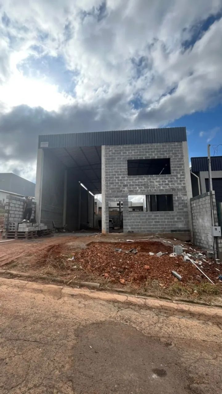 Barracão para Locação na Colônia Dona Luiza