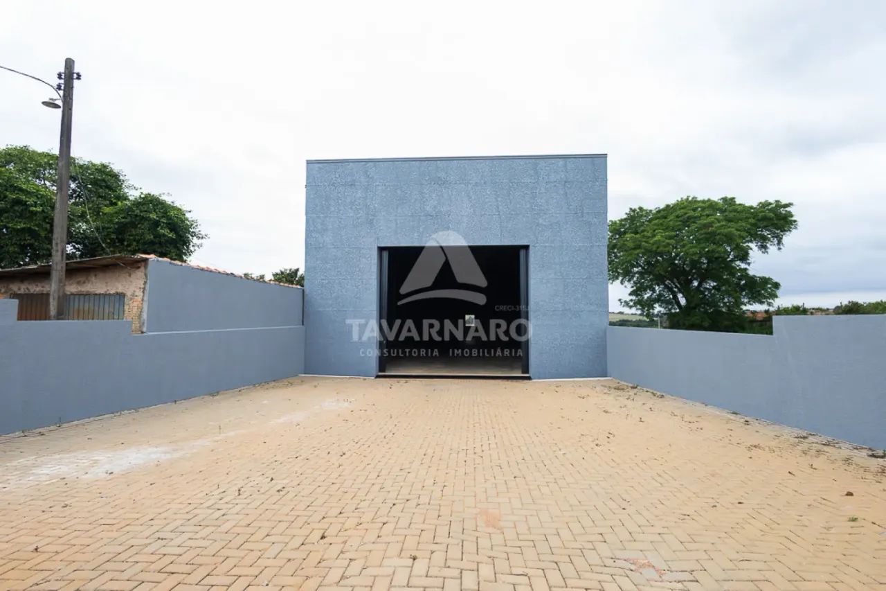 Barracão no Jardim Carvalho