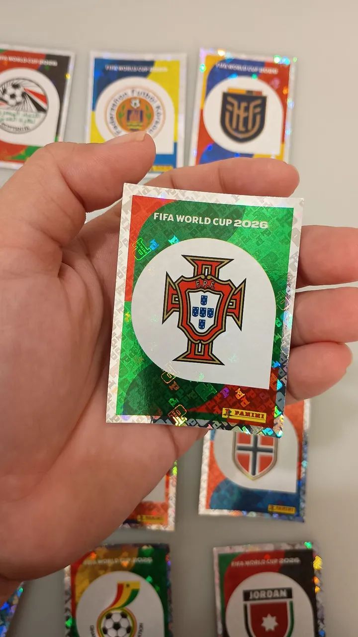Figurinhas da copa (escudos) - Foto 3