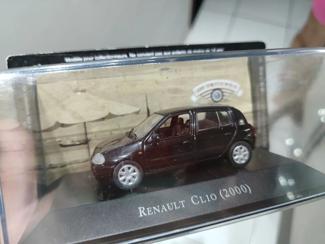 Renault Clio (2000) 1:43 (Lacrado) - Foto 2
