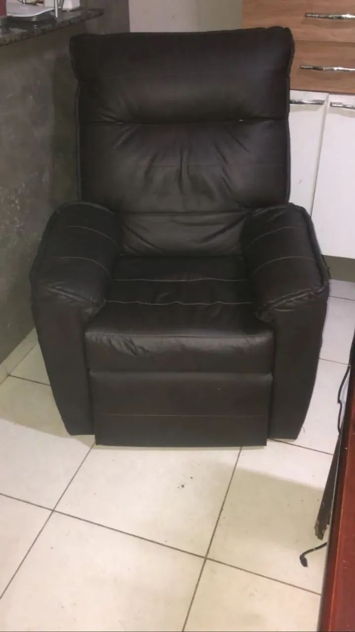 Vendo poltrona reclinável top! - Foto 2