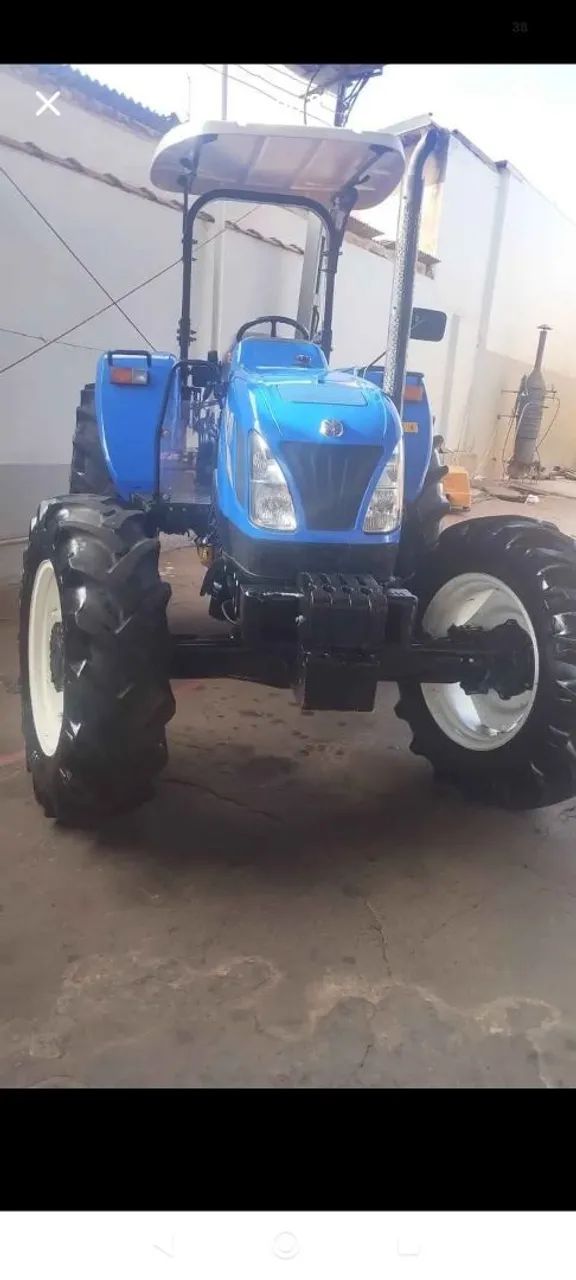 Trator New Holland TT 4.75