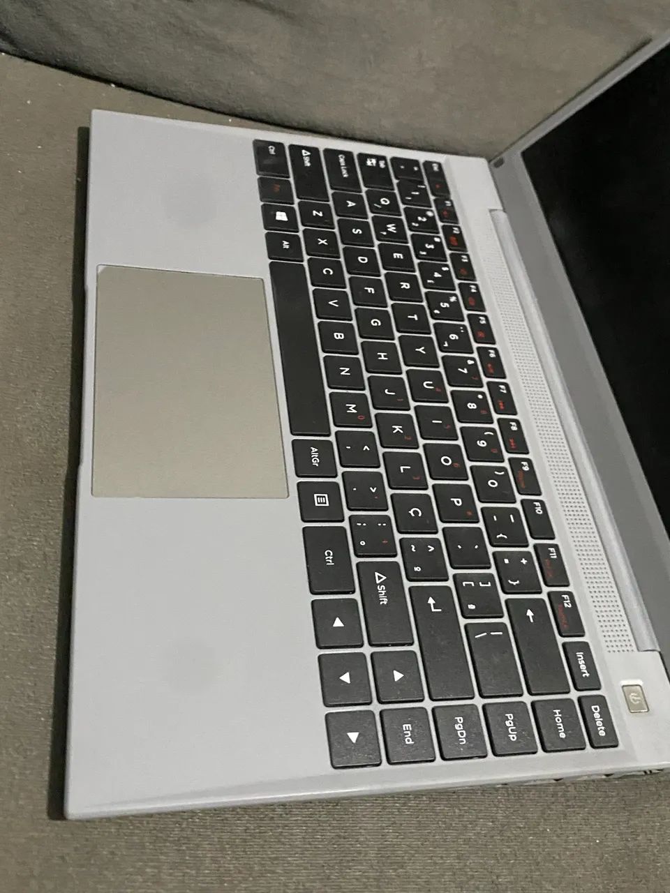 Notebook Core i5 SSD 240GB 8RAM placa de vídeo  - Foto 4