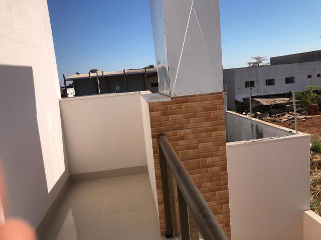 Sobrado 200 m2, acabamento Top, 03 Suítes, em Tangará, aceito carro, terrenos, casa menor - Foto 13