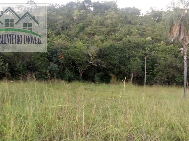 Chácara com excelente localização, sendo 21 km da cidade de Faina-GO