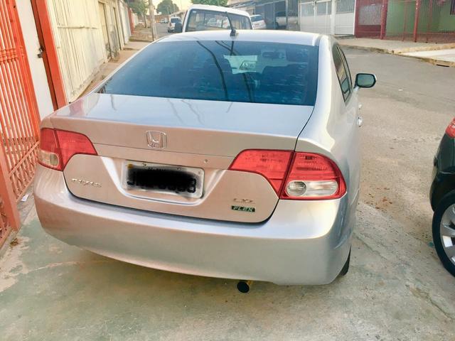 Vendo/troco new civic 2008 por carro ou moto menor valor