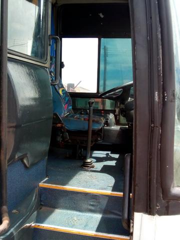 Onibus motor MB 1935 top braick 25 mil - Foto 5