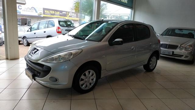 Peugeot 207 XR (2009) Completo