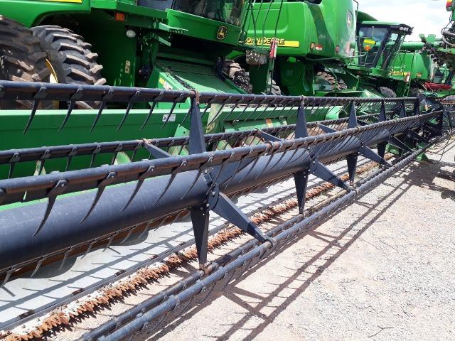 Colheitadeira de Grãos John Deere 9750 - Foto 3