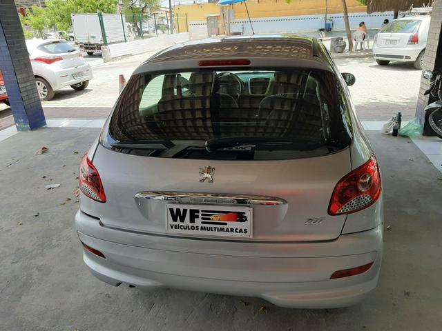 Peugot 207 xr 1.4 2013 revisado e com garantia oferta 17.900 financia sem entrada - Foto 3