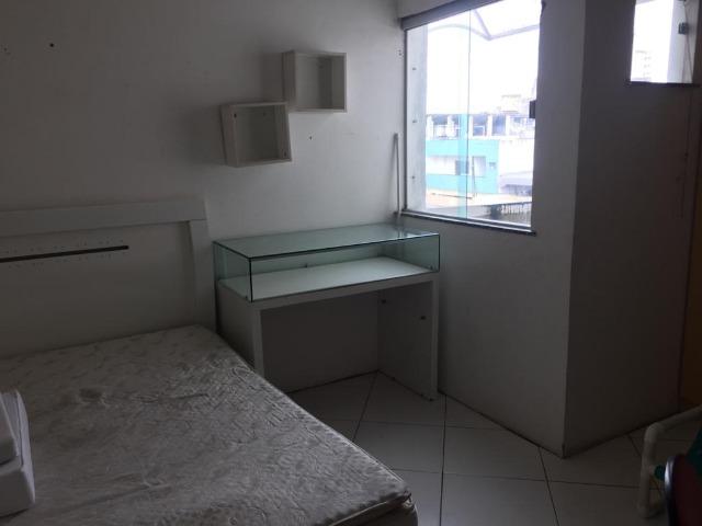 Apartamento no centro da cidade,amplo,garagem - Foto 5