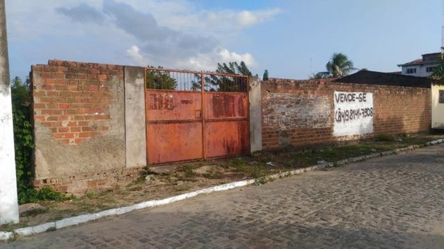 Vende-se Terreno 20x27 com ótima localização em Pedro Velho/RN