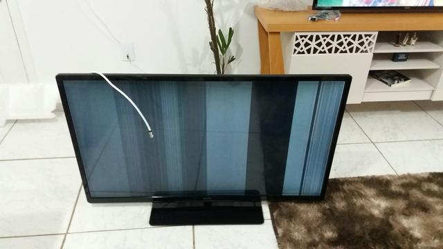 Vendo tv philips "47" pra peças - Foto 2