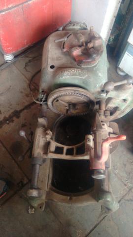 Rosquiadeira Ridgid 535 sem motor. - Foto 4