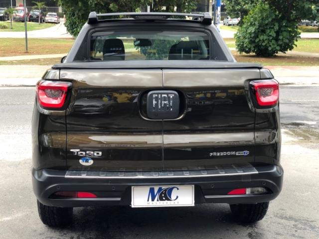 FIAT TORO 1.8 16V EVO FLEX FREEDOM AT6 2017 - Foto 2