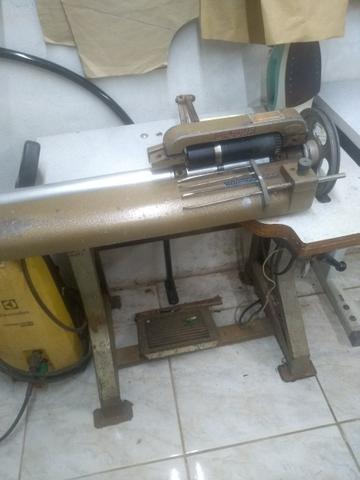 Máquina de cortar viés