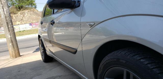 Ford Focus Hacth 2.0 16v Duratec 2007 - Foto 12