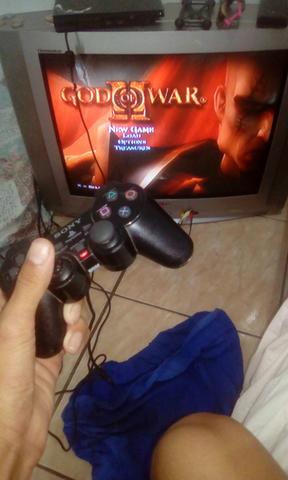 Tv 42 polegadas antiga 110$$ play com 2 jogos 1 cotrole 130$$ so trocas em tel ou nota