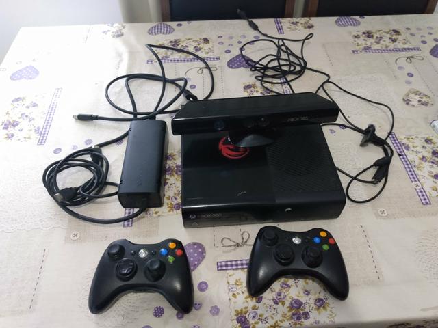 Xbox 360 + 12 jogos
