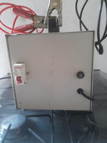 Carregador de bateria - Foto 2