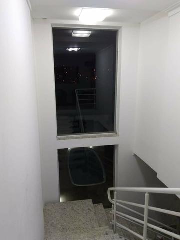 Residência com piscina área central - Foto 9