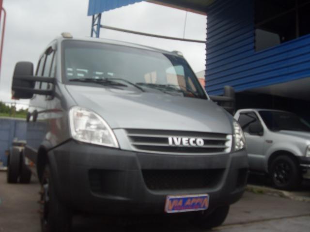 Iveco- Daily 70C16 CD 7 lugares